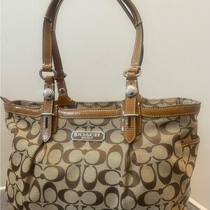 COACH Khaki Sig Fabric & Patent tote